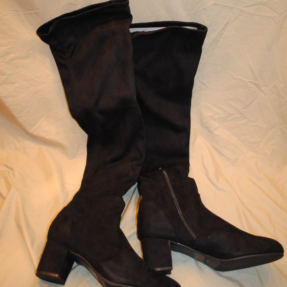NIB WOMENS SZ 10 THIGH HI BLACK FAUX SUEDE BOOTS